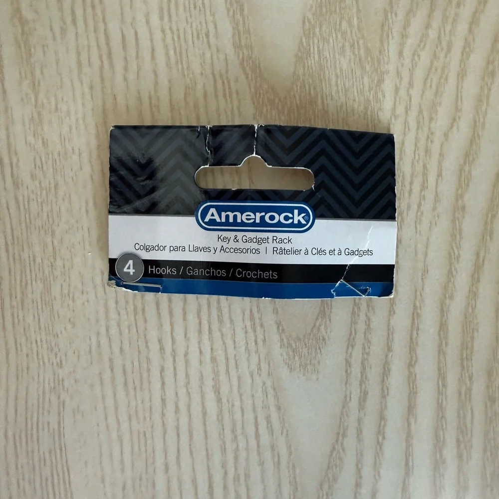 Keys and Gadgets Rack 4 Hooks Length 9 Inches
